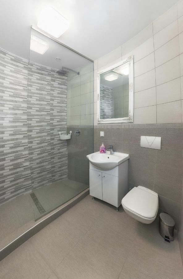 Corso Lux Apartman Gyula Exterior photo